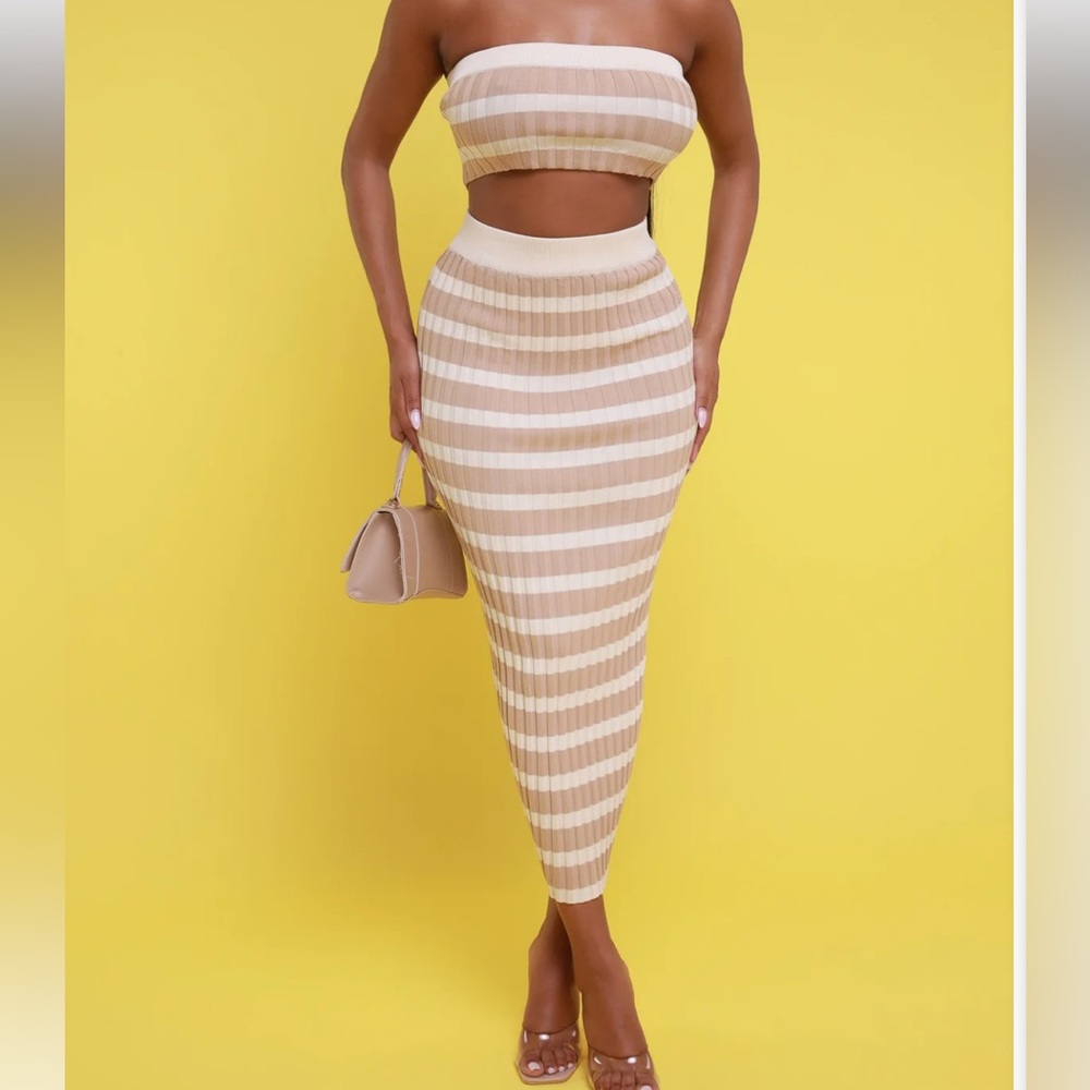 EVNL Wishy Washy Cropped Knit Skirt Set - size Small. Cream/Beige